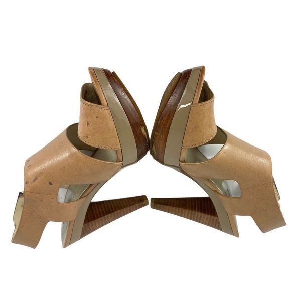 Michael Kors Carla platform sandal nude - 7.5 - Picture 6 of 16